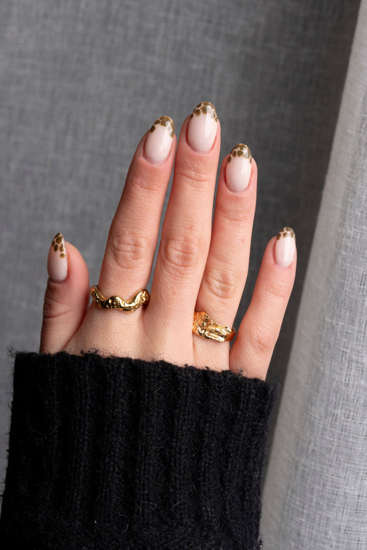 Favourite · 434 – Rubber Base Nailsterilta, kuva 3