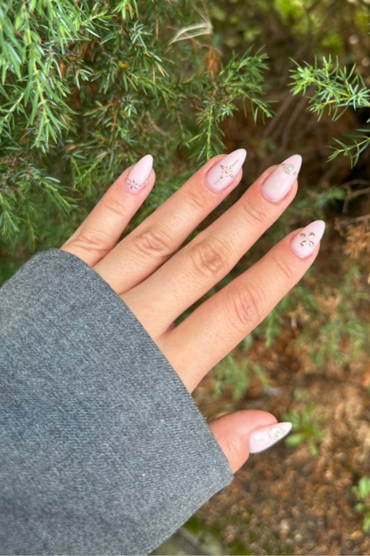 Heavenly Blush Look – Geelilakkalook Nailsterilta, kuva 2
