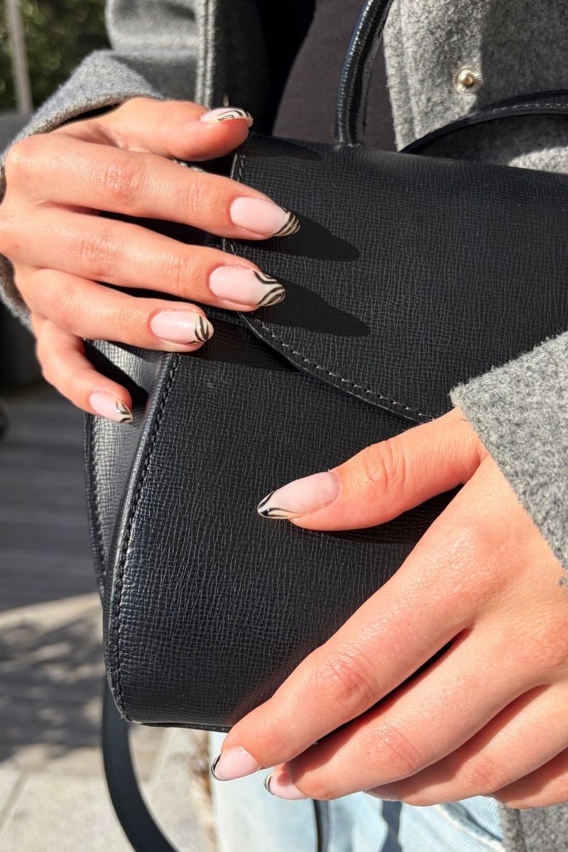 Zebra Tips Look