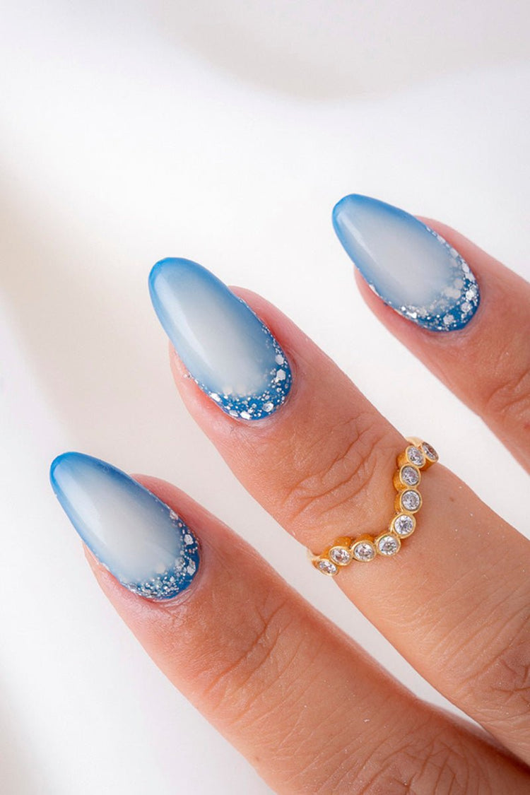 Big Glitter  · 77 – Geelilakka Nailsterilta, kuva 3