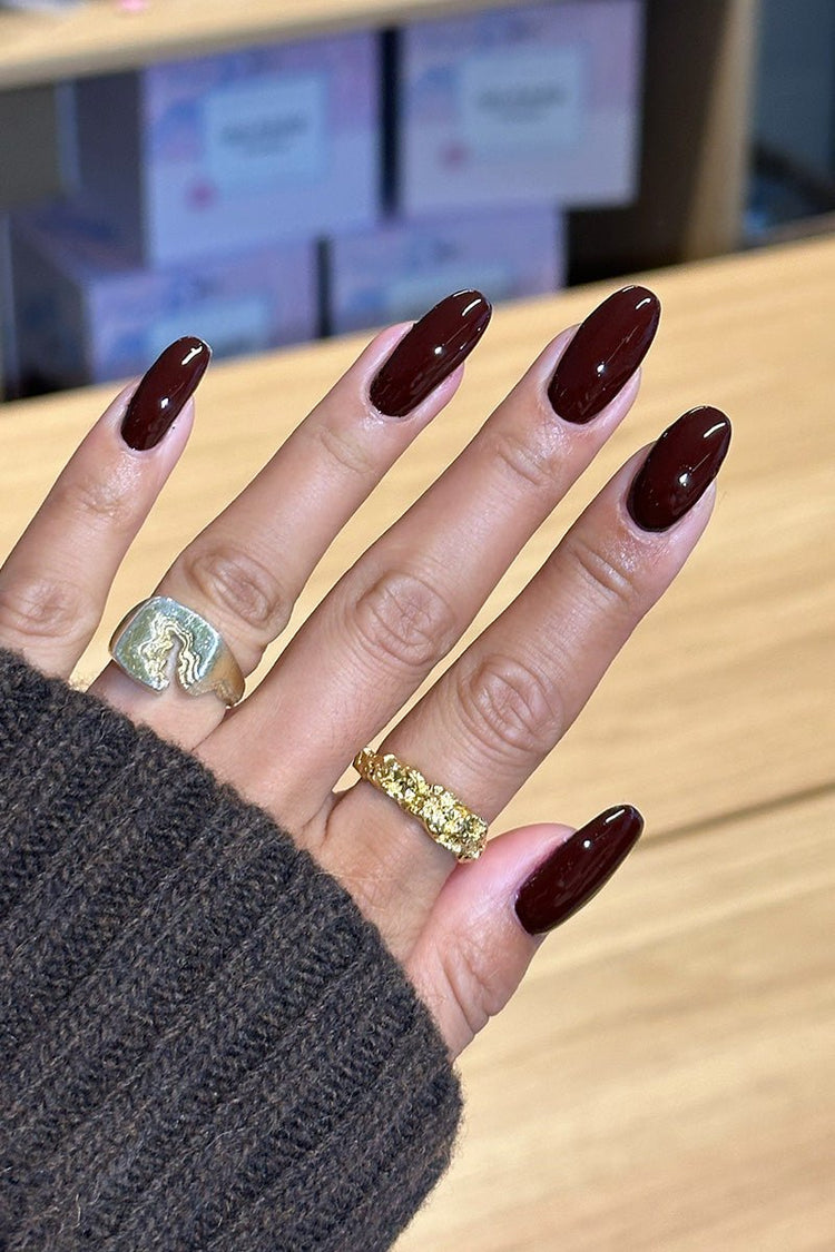 Black Cherry Bite · 511 – Geelilakka Nailsterilta, kuva 3
