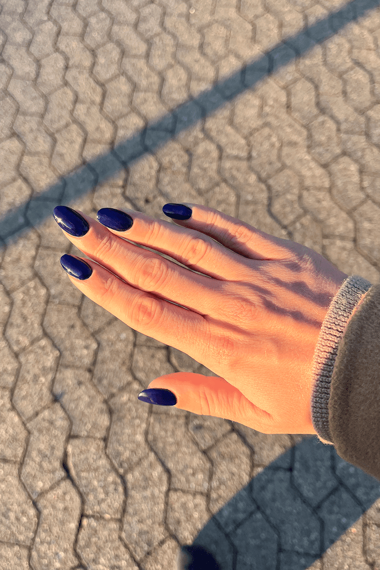 Blue Obsidian · 489 – Geelilakka Nailsterilta, kuva 3