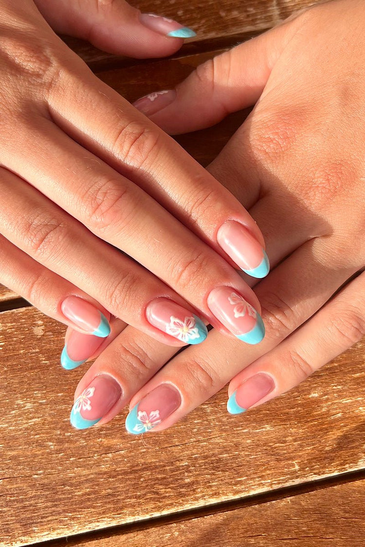 Bohemian Blue  · 62 – Geelilakka Nailsterilta, kuva 3