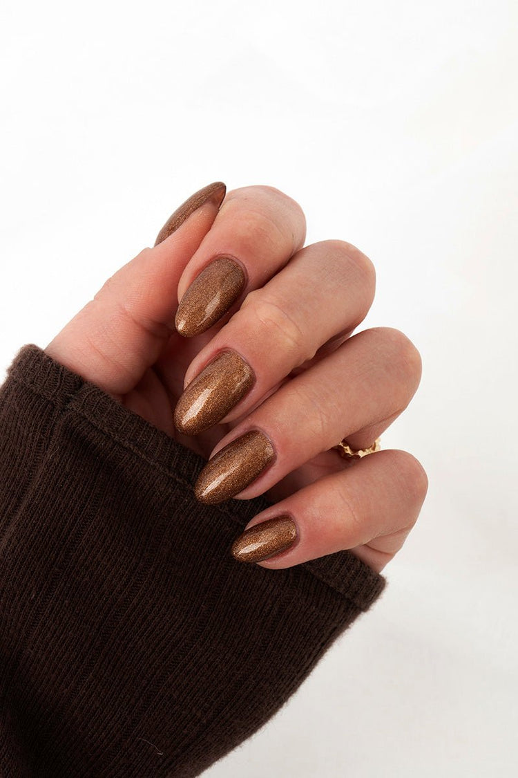 Bronze · 440 – Geelilakka Nailsterilta, kuva 3