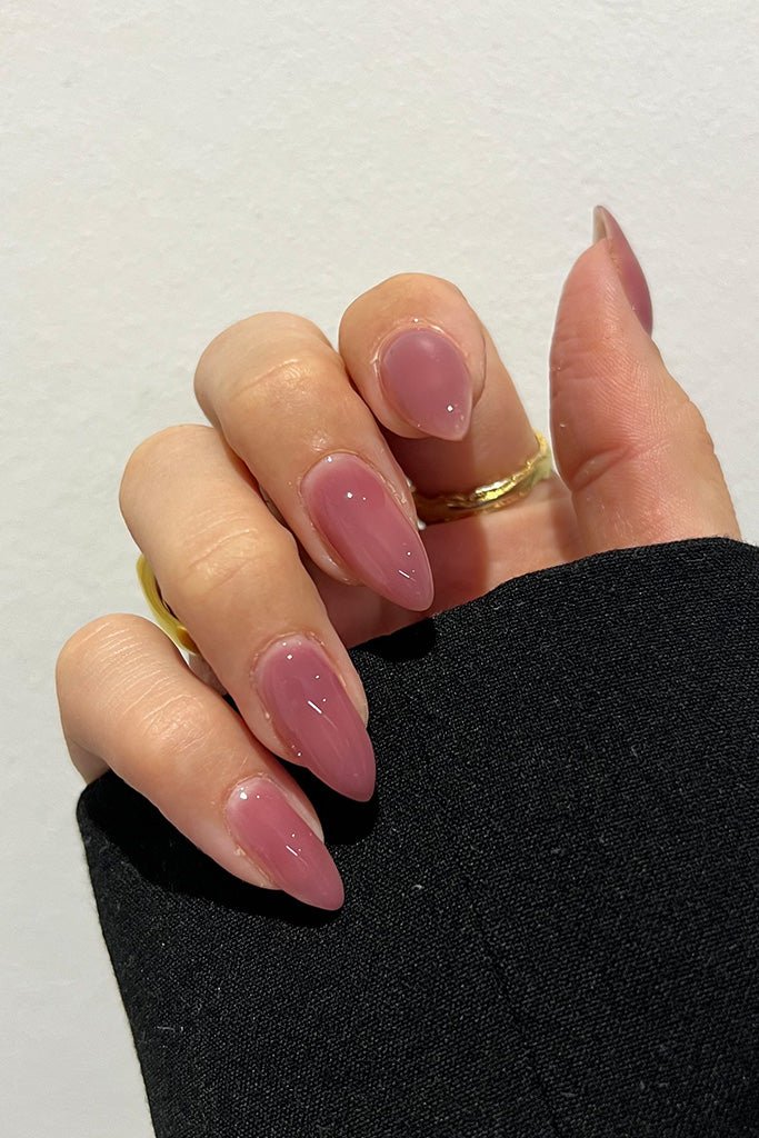 Aurora · 215 – Nestemäinen rakennegeeli Nailsterilta, kuva 3