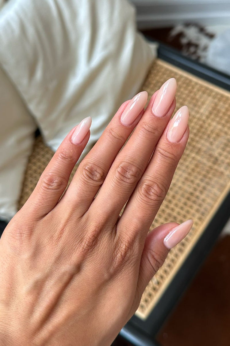 Cashmere Kiss · 475 – Nestemäinen rakennegeeli Nailsterilta, kuva 3