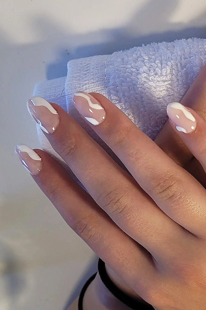 Craving · 117 – Geelilakka Nailsterilta, kuva 3