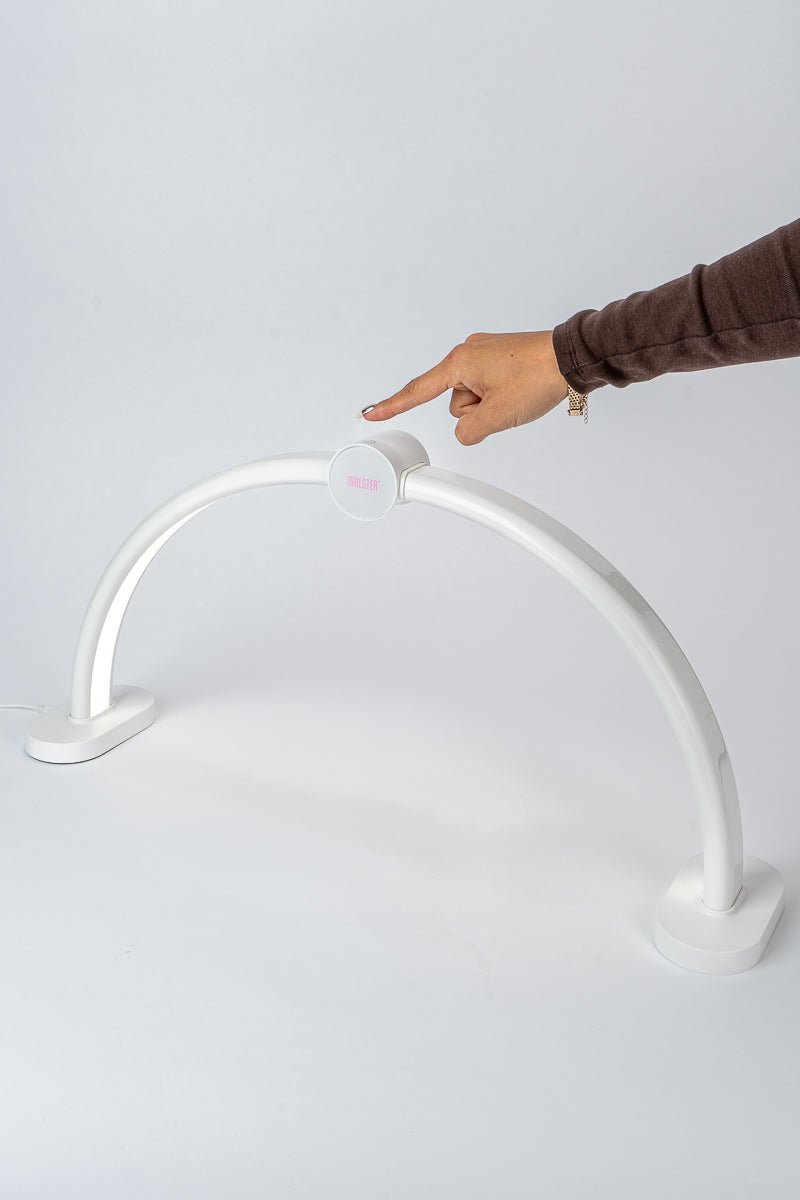 Curve LED -pöytävalaisin