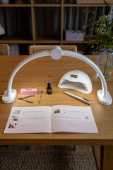 Curve LED -pöytävalaisin