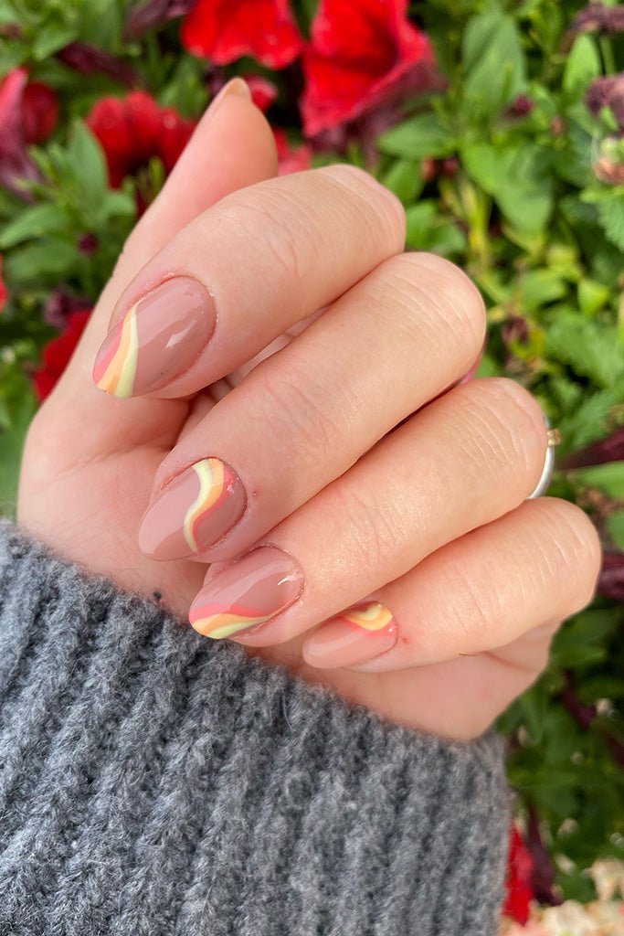 Front Row · 124 – Geelilakka Nailsterilta, kuva 3