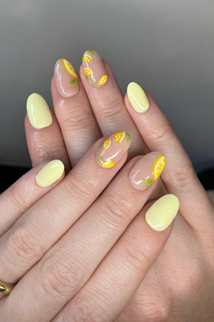 Lemon Love · 104 – Geelilakka Nailsterilta, kuva 3