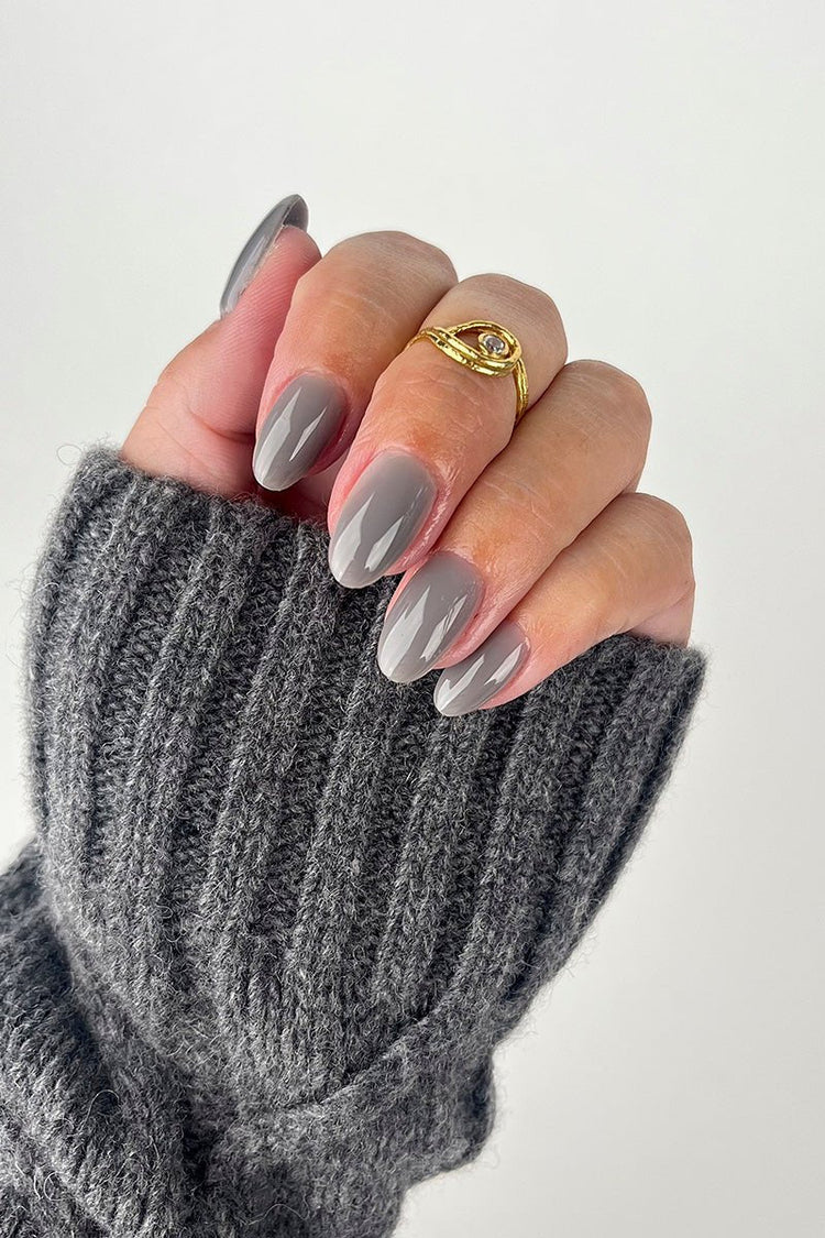 Cloudy Grey · 448 – Nestemäinen rakennegeeli Nailsterilta, kuva 3