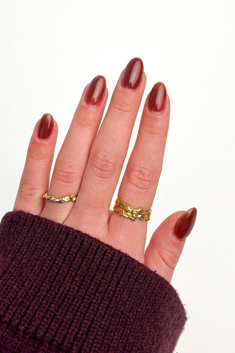 Dark Maroon · 450 – Nestemäinen rakennegeeli Nailsterilta, kuva 3
