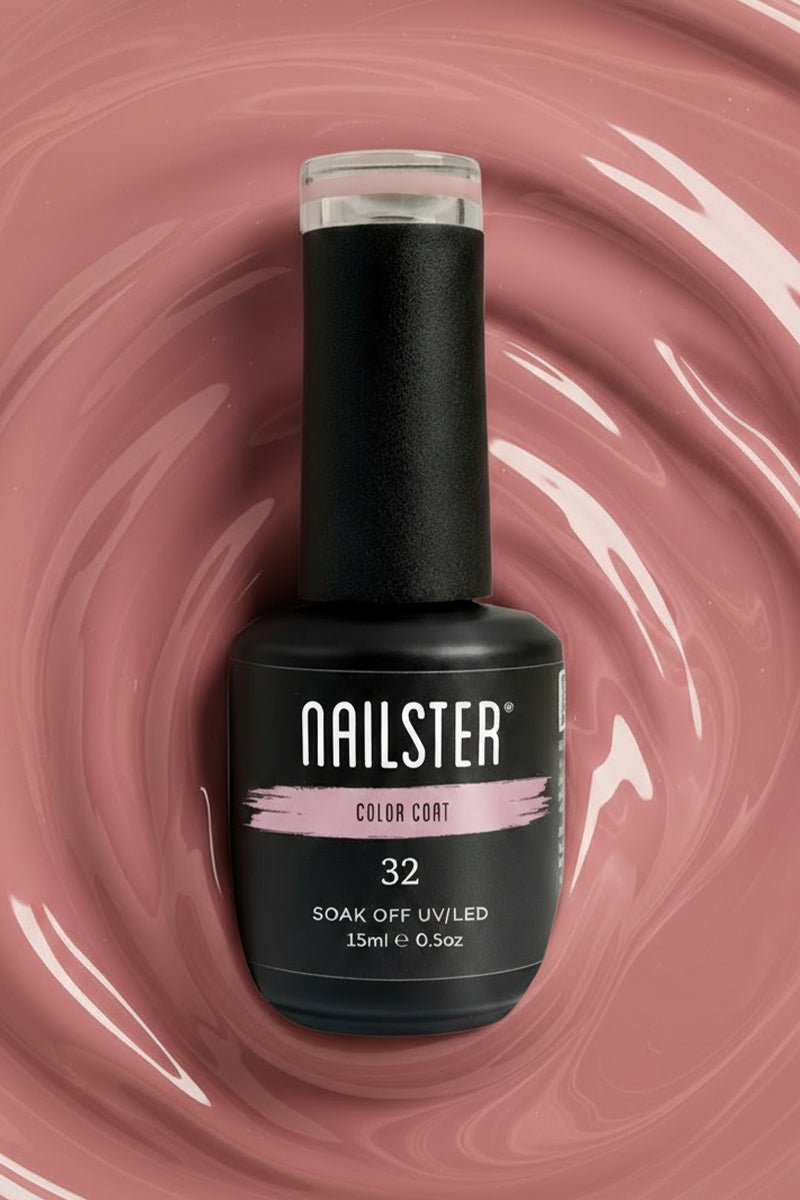 Lovely · 32 | Nailster Denmark