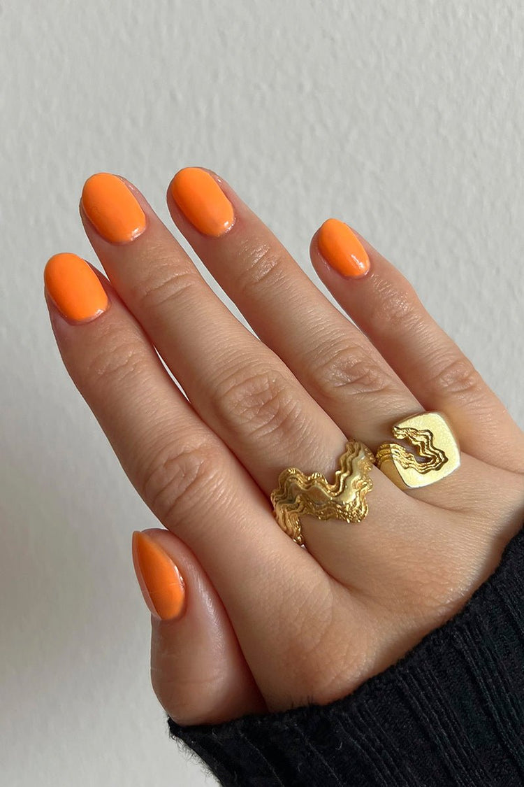 Morning Glow · 377 – Geelilakka Nailsterilta, kuva 3