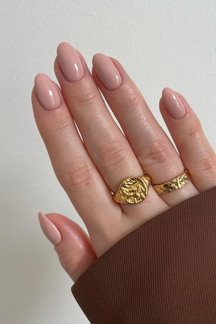 Pink Sand · 111 – Geelilakka Nailsterilta, kuva 3