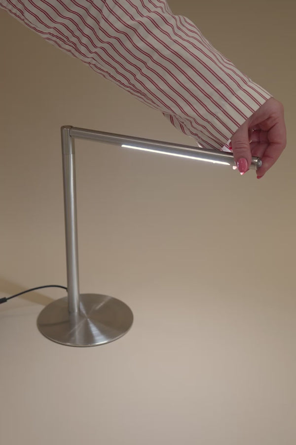 LED-kynsipöytävalaisin