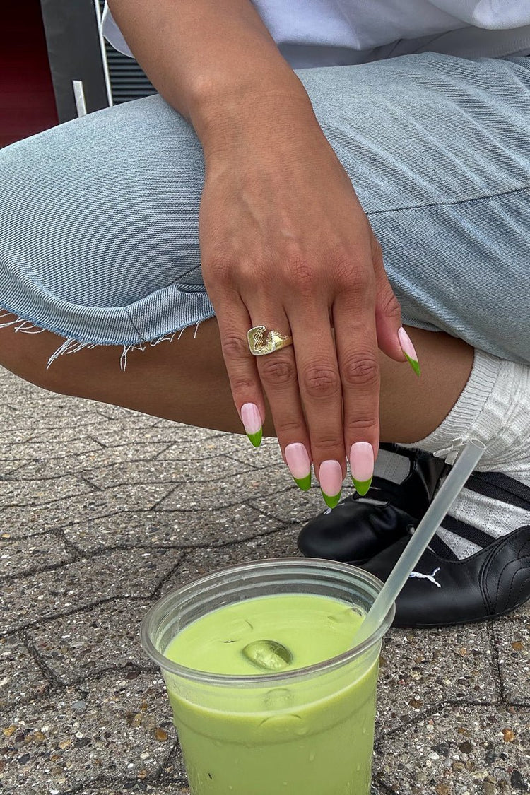Pure Matcha · 67 – Geelilakka Nailsterilta, kuva 3
