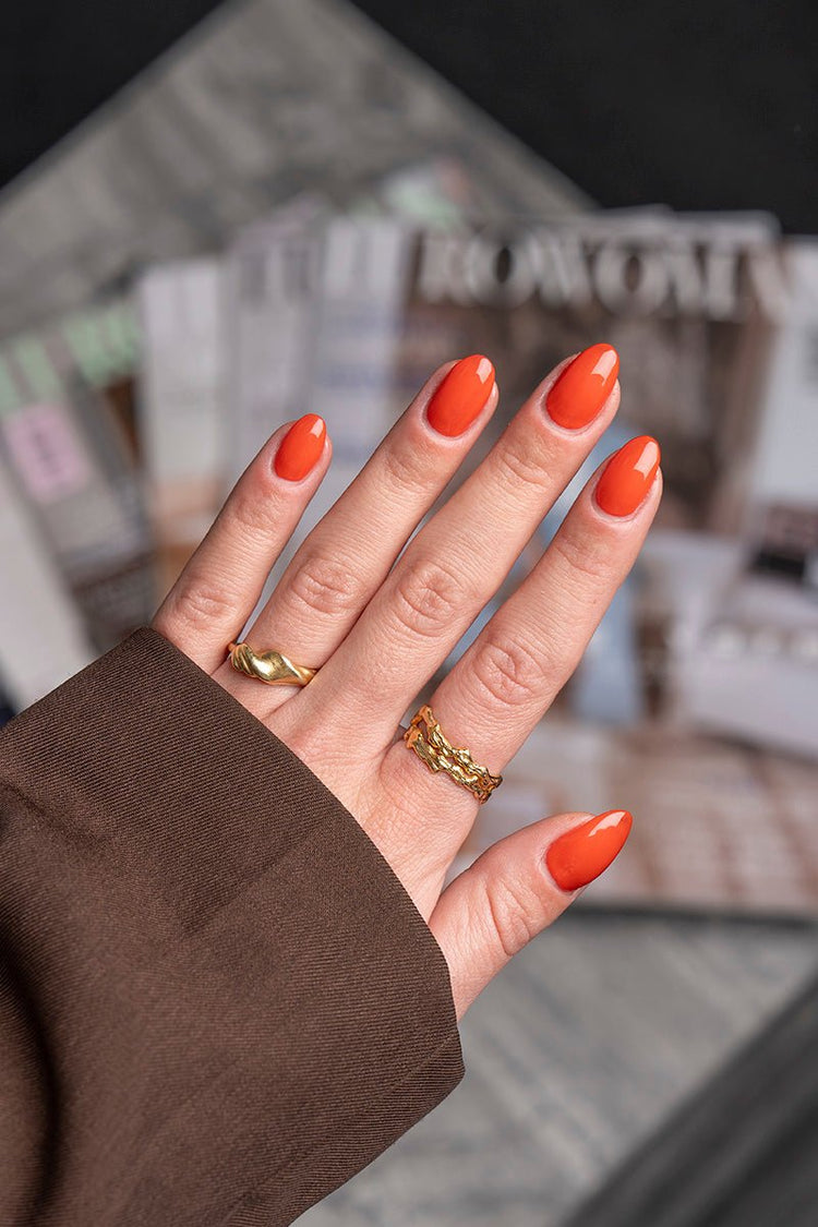 Red Lady · 12 – Geelilakka Nailsterilta, kuva 3