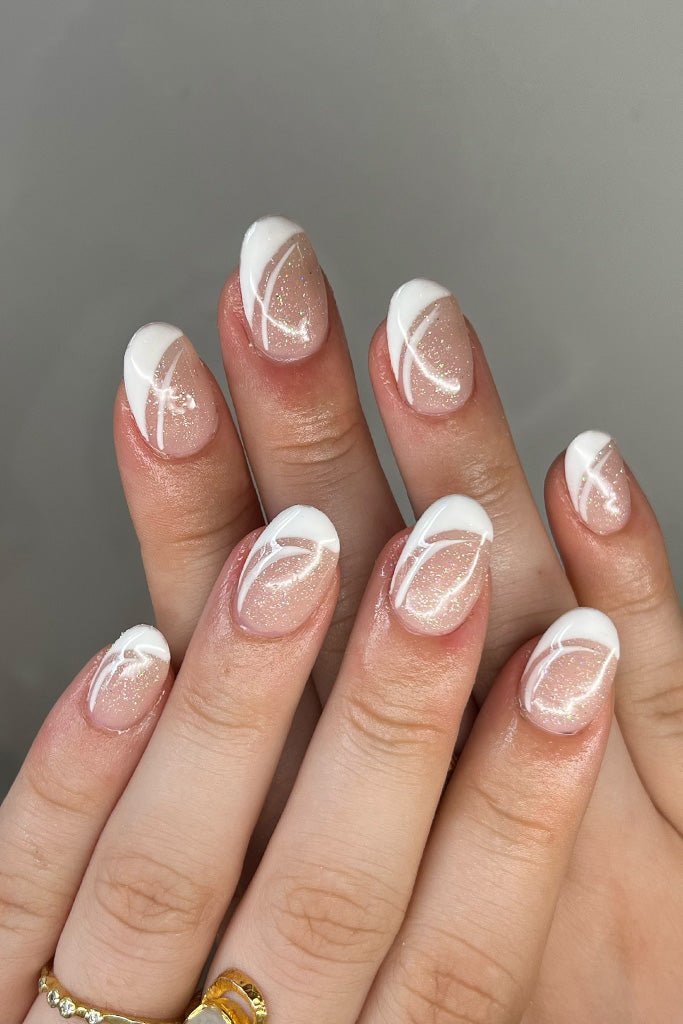 Shine Bright · 151 – Geelilakka Nailsterilta, kuva 3