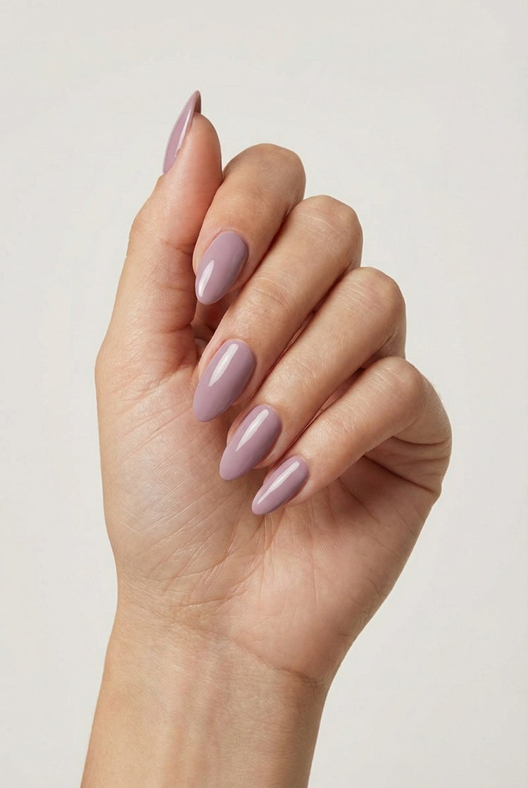 Soft Petal · 524 – Geelilakka Nailsterilta, kuva 3