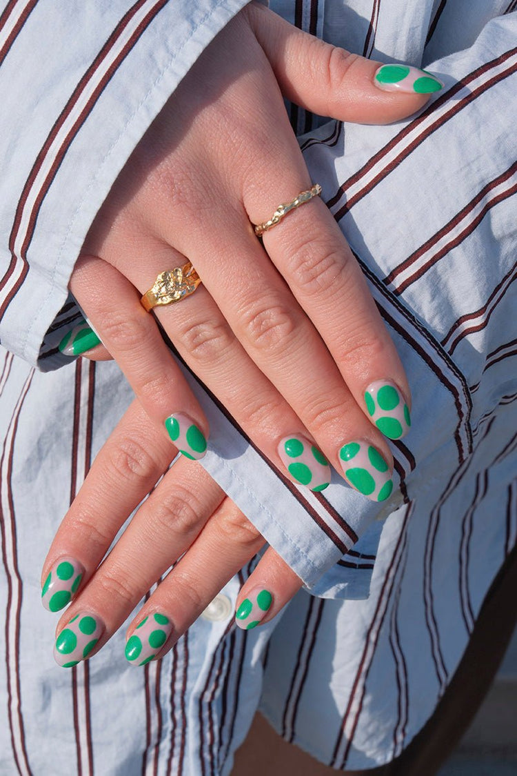 Toxic Green · 65 – Geelilakka Nailsterilta, kuva 3